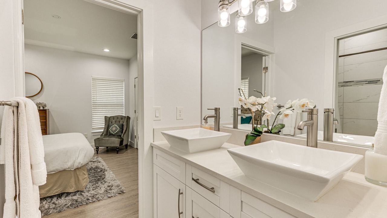 Photo of Bathroom in Bearss Plaza
