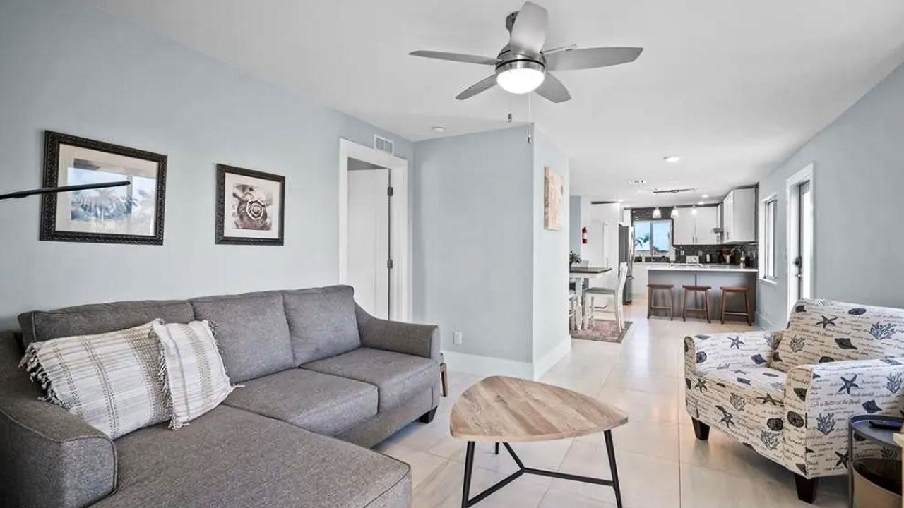 Photo of Livingroom in Isles of Capri
