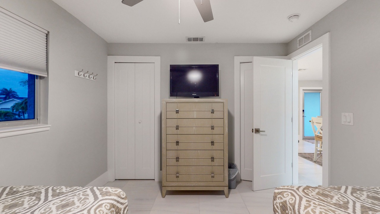 Photo of Bedroom in Isles of Capri
