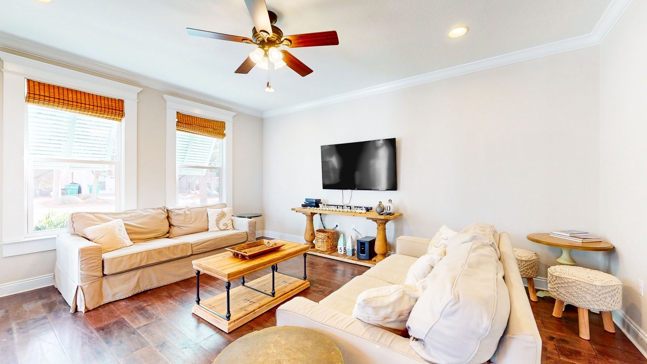 Photo of Livingroom in Villages of Crystal Beach