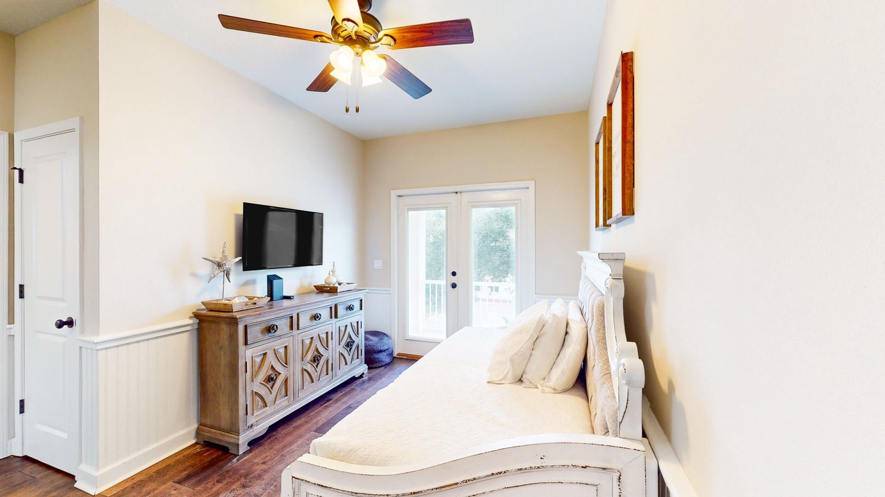 Photo of Bedroom in Villages of Crystal Beach