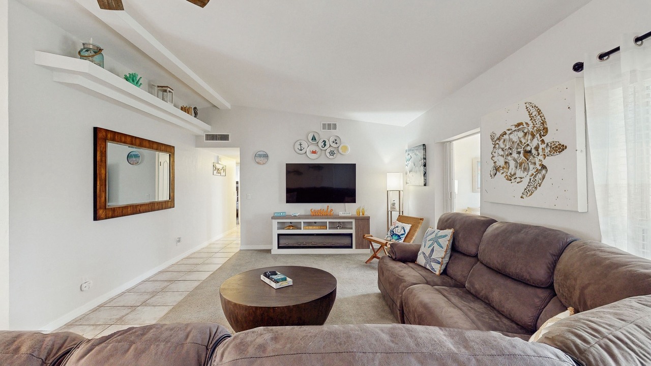 Photo of Livingroom in Port Orange