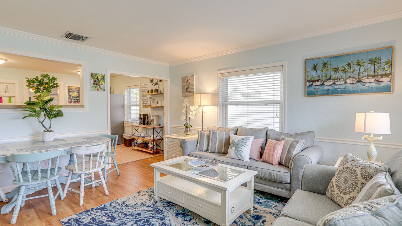 Photo of Livingroom in Gulfport