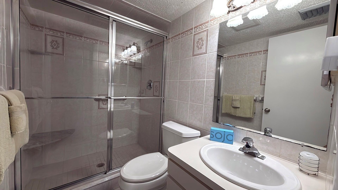 Photo of Bathroom in Key Colony Beach