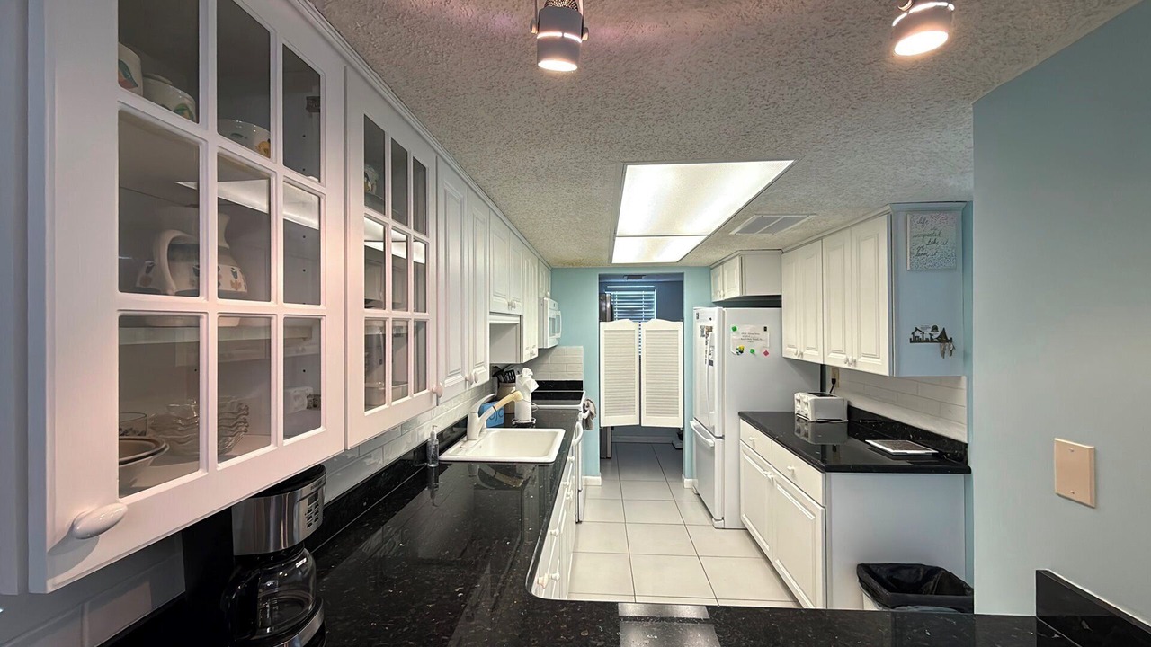 Photo of Kitchen in Key Colony Beach