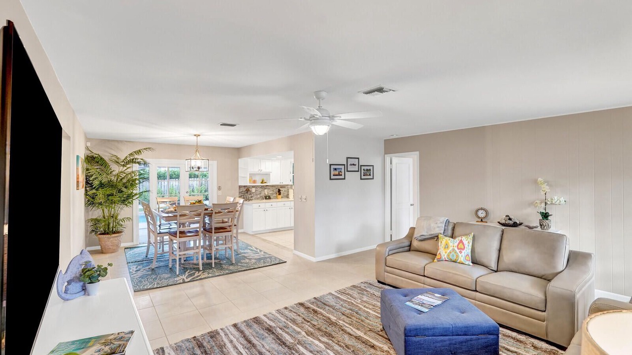 Photo of Livingroom in Florida North Atlantic Coast