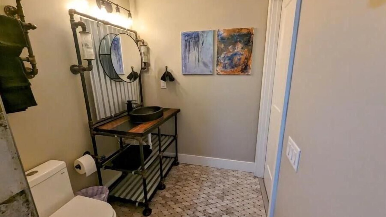 Photo of Bathroom in Tampa Heights