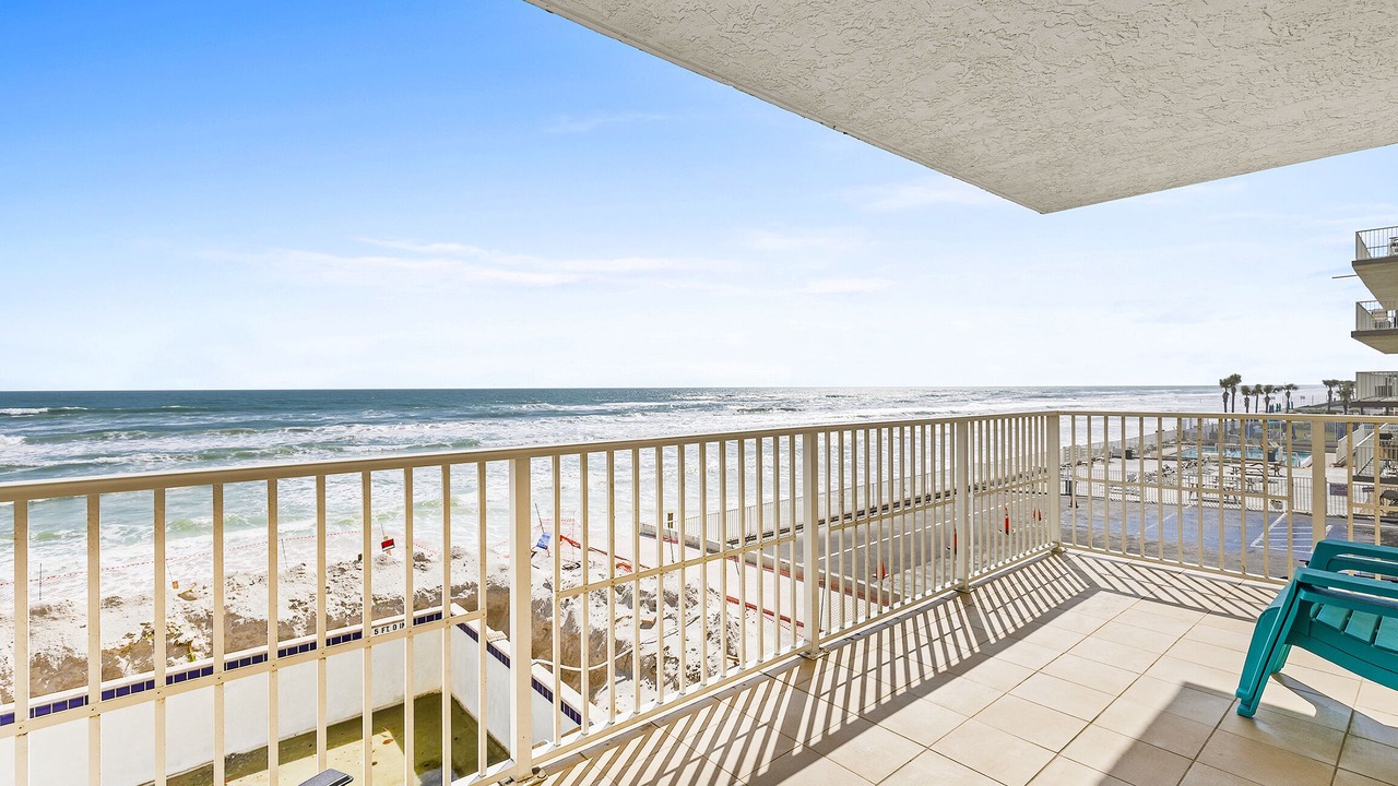Photo of Patio Balcony in Ocean View Halifax Estates