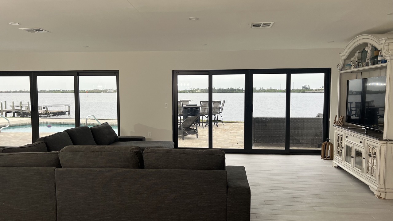 Photo of Livingroom in Gulf Cove