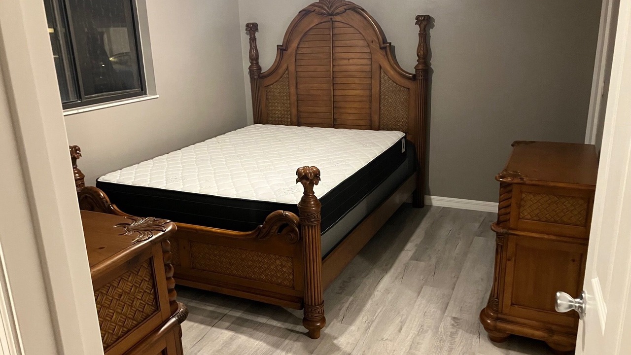 Photo of Bedroom in Riverbend Country Club