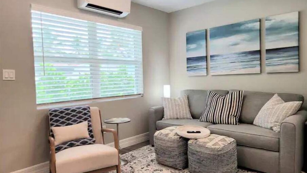 Photo of Livingroom in Lantana