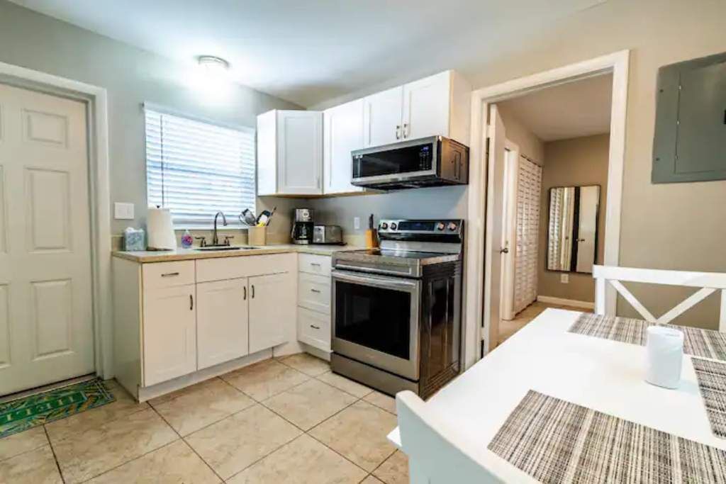 Photo of Kitchen in Lantana