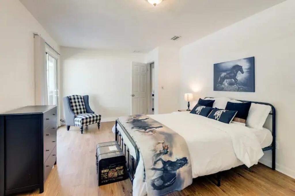Photo of Bedroom in Fellowship