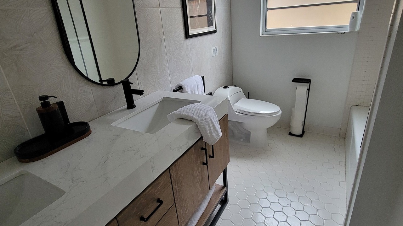 Photo of Bathroom in Cypress Gardens