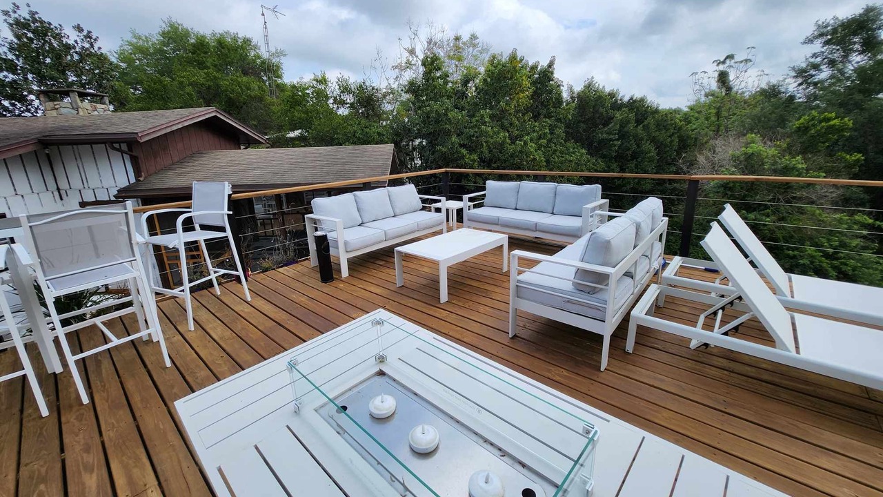 Photo of Patio Balcony in Cypress Gardens