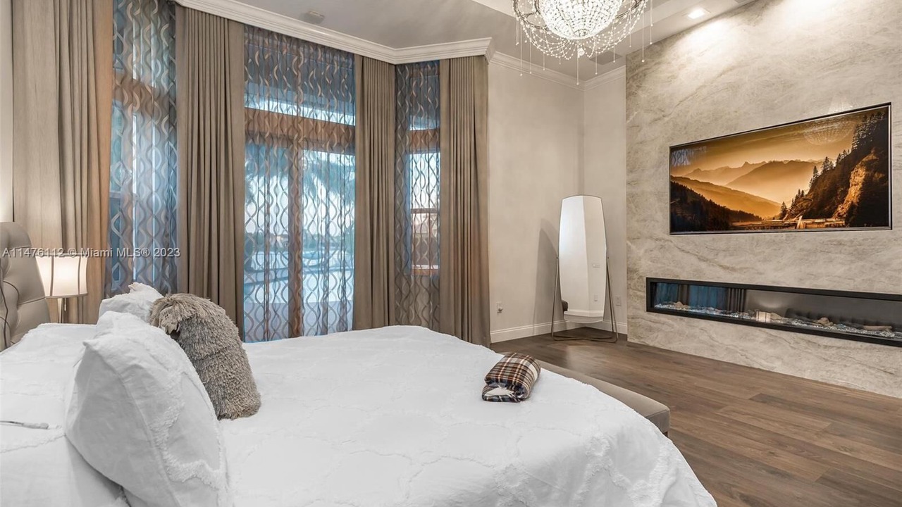 Photo of Bedroom in Pembroke Pines