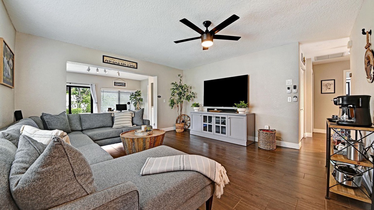 Photo of Livingroom in West Palm Beach