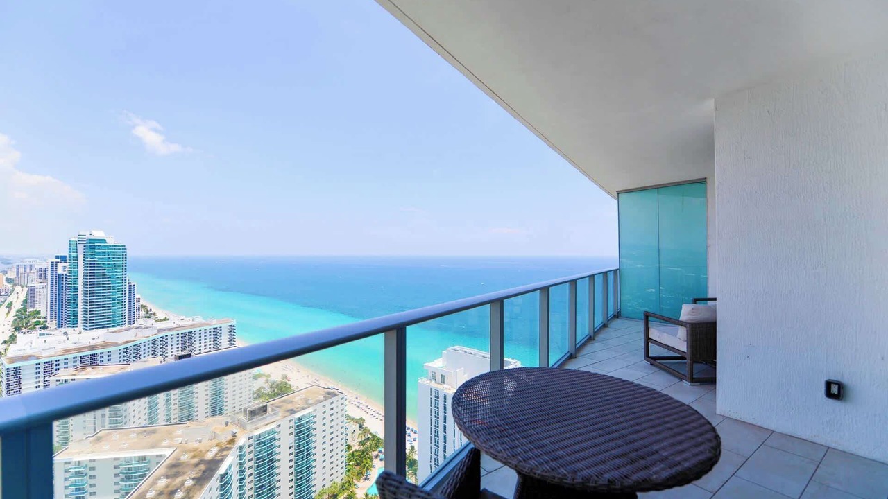 Photo of Others in Hallandale Beach