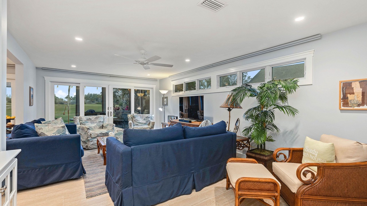 Photo of Livingroom in Sawgrass