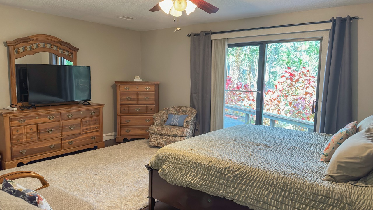 Photo of Bedroom in Homosassa