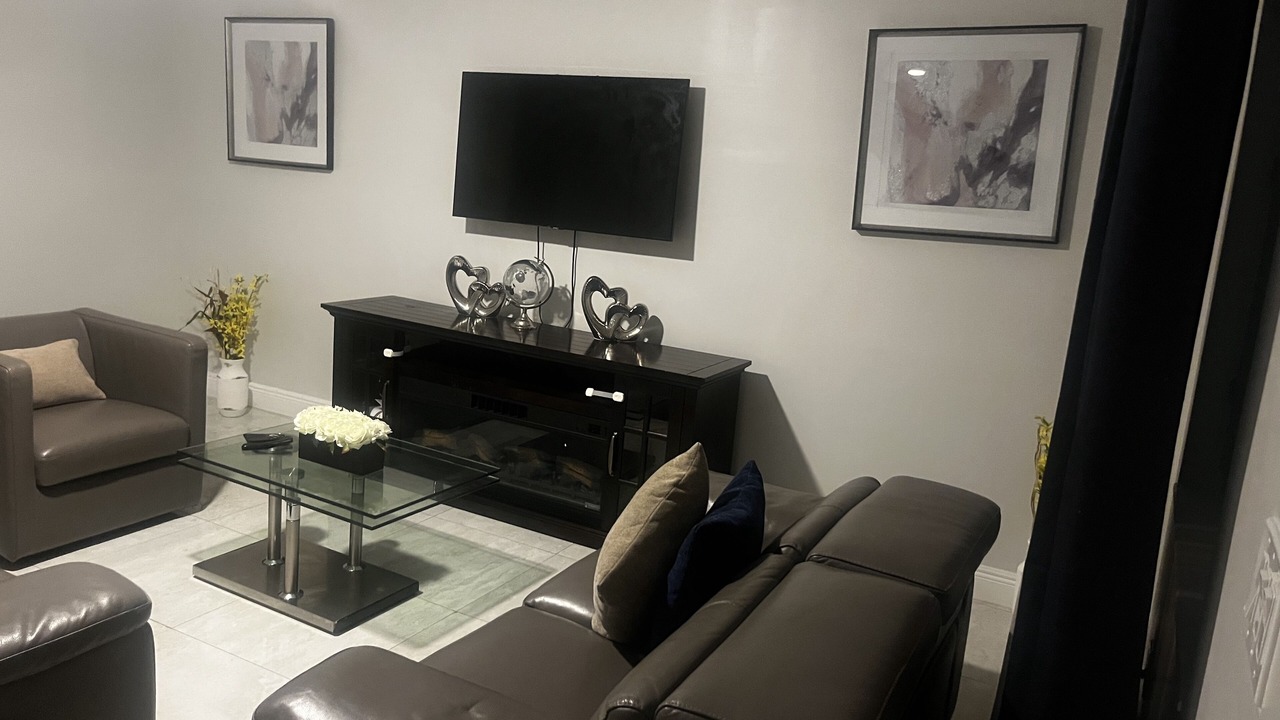 Photo of Livingroom in West Park