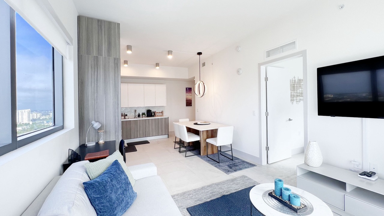 Photo of Livingroom in East Little Havana