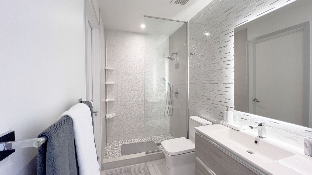 Photo of Bathroom in East Little Havana