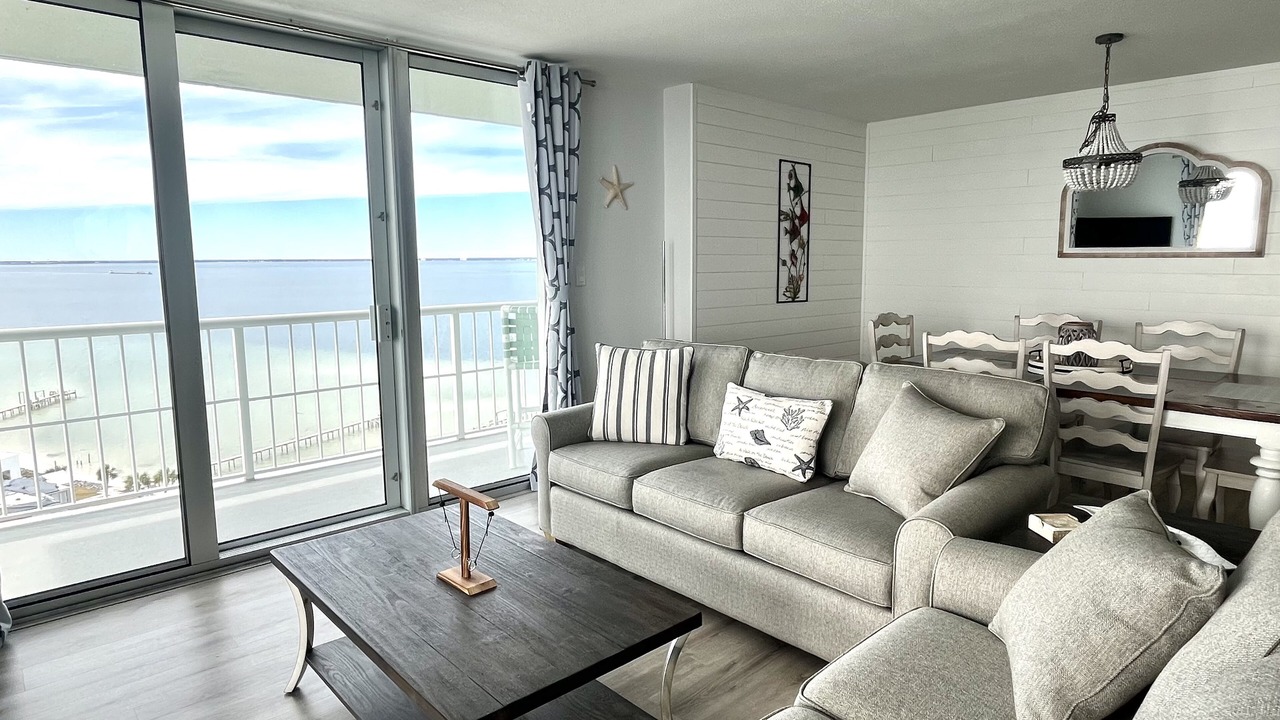 Photo of Livingroom in Pensacola Beach