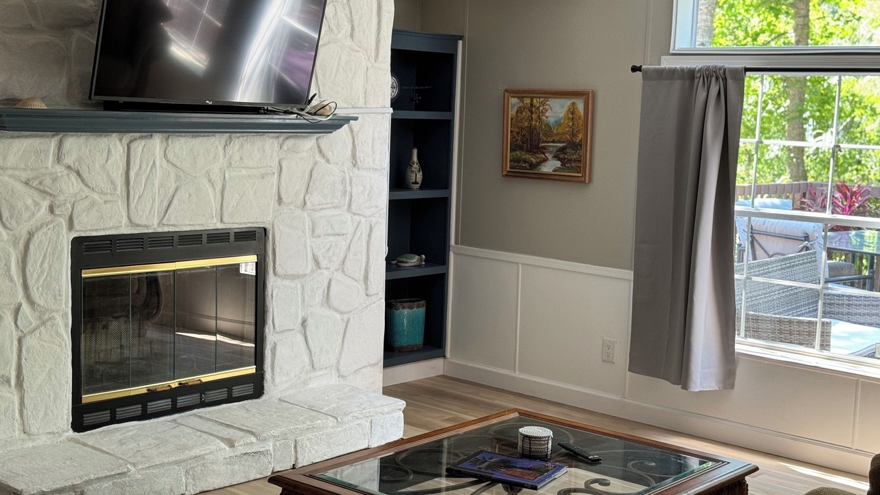 Photo of Livingroom in Brooksville