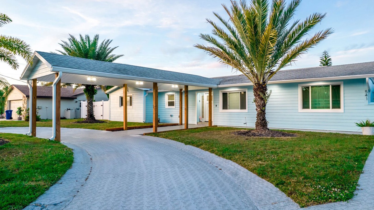 Photo of Outdoor in Apollo Beach