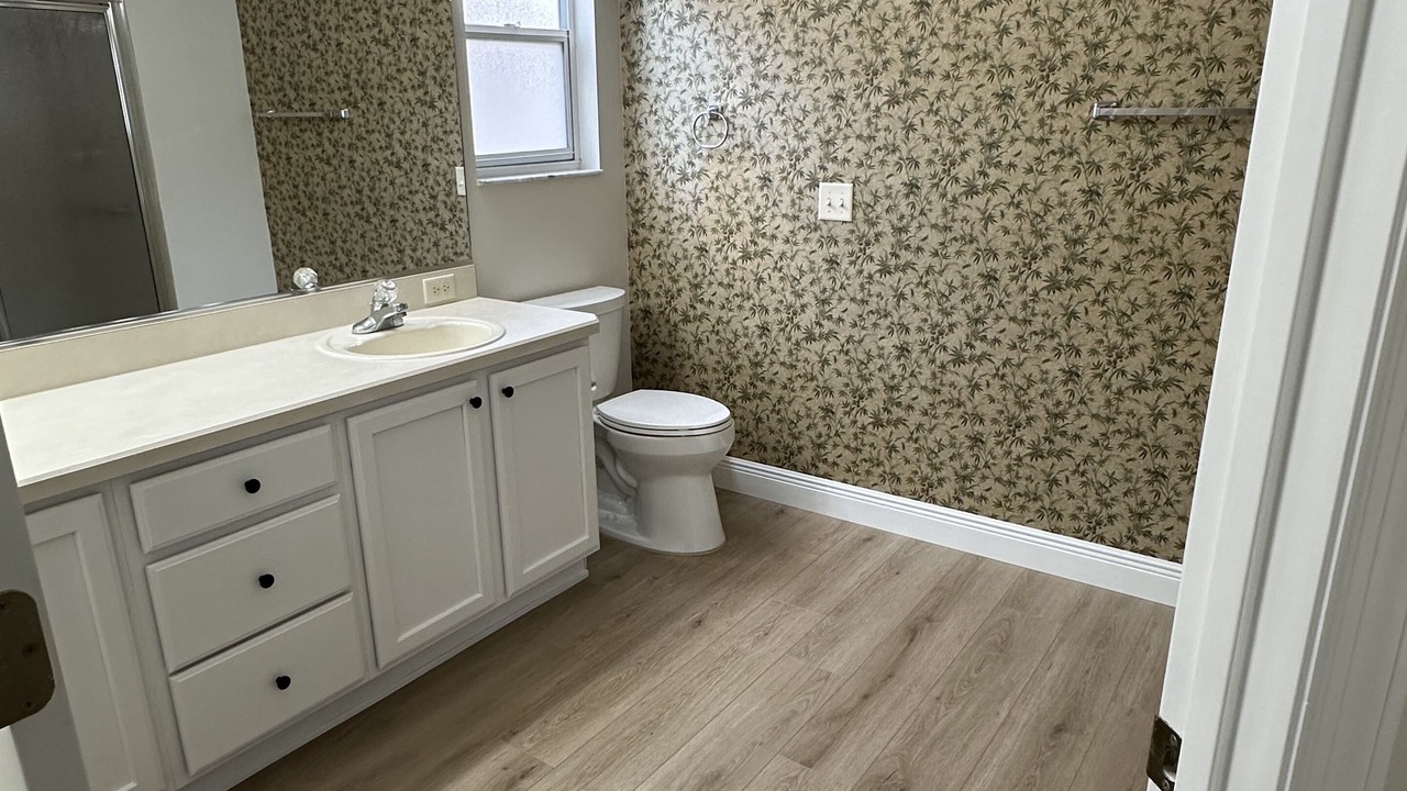Photo of Bathroom in Candler
