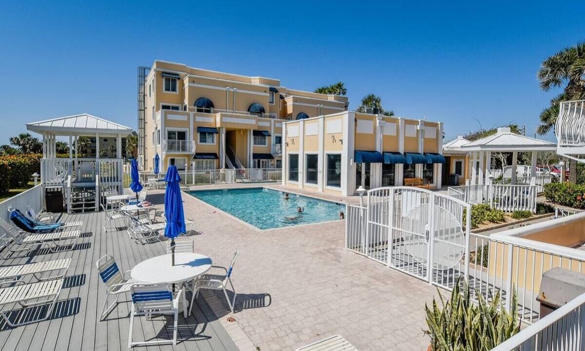 Photo of Outdoor in Cape Caneveral Beach Gardens