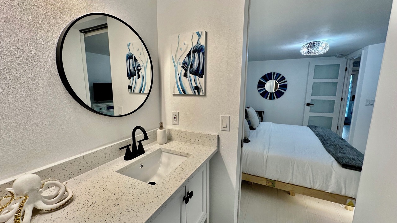 Photo of Bathroom in Cape Caneveral Beach Gardens