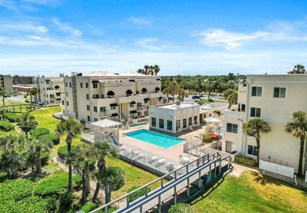 Photo of Outdoor in Cape Caneveral Beach Gardens