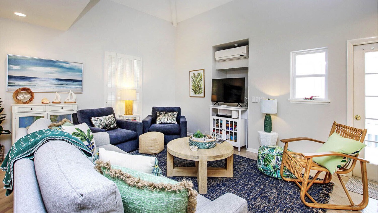 Photo of Livingroom in Captiva