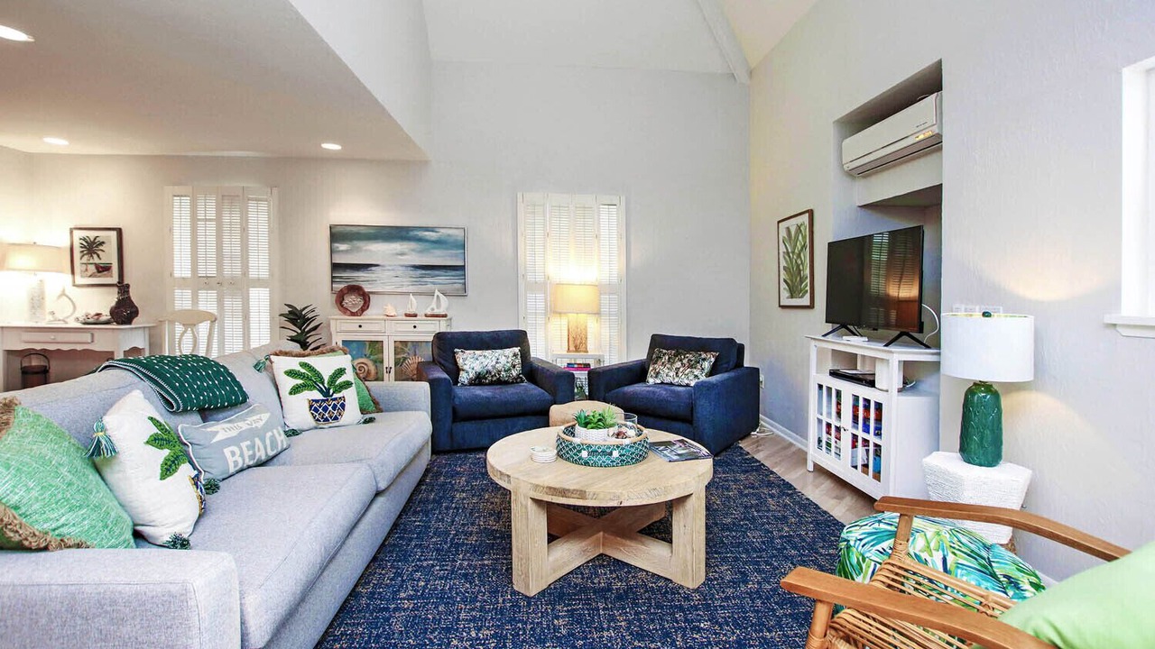 Photo of Livingroom in Captiva