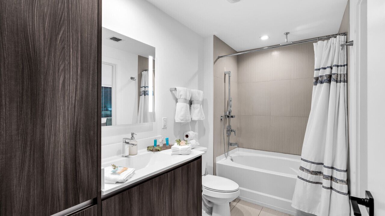Photo of Bathroom in Doral