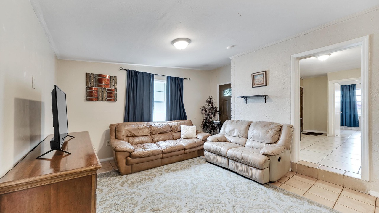 Photo of Bedroom in Temple Crest