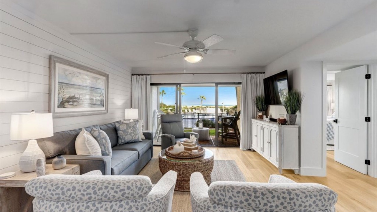 Photo of Livingroom in Amelia City