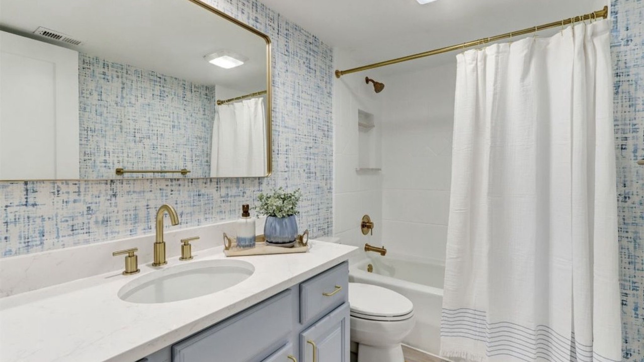 Photo of Bathroom in Amelia City