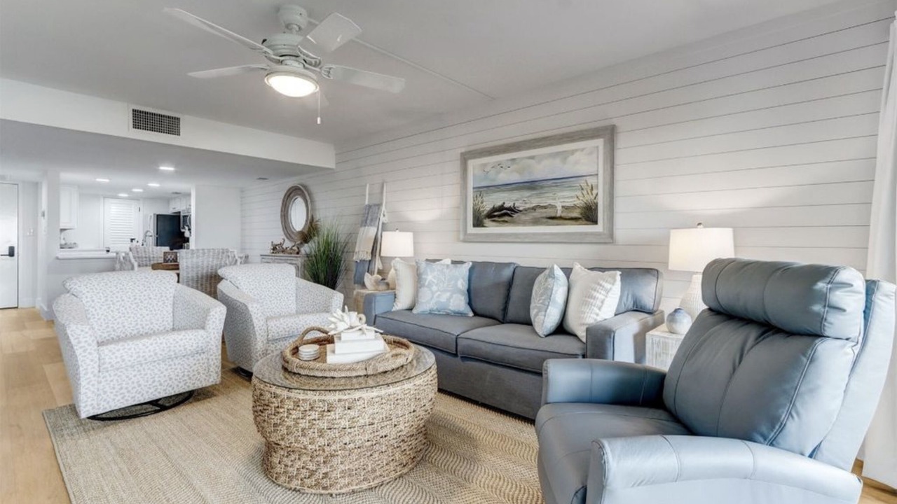 Photo of Livingroom in Amelia City
