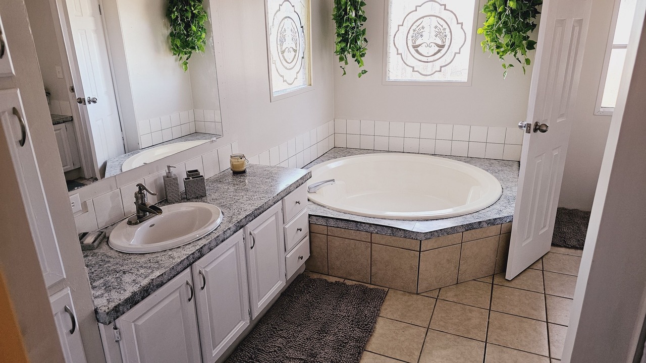 Photo of Bathroom in Astor