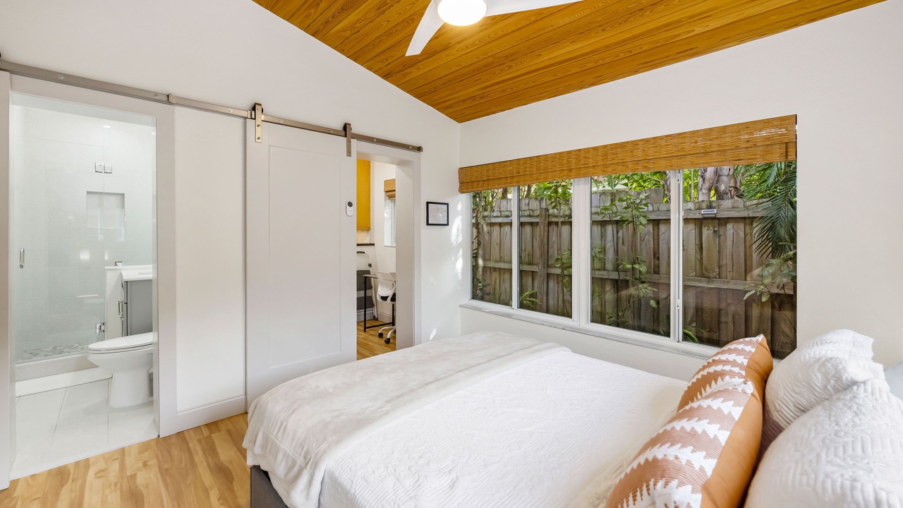 Photo of Bedroom in Poinsettia Heights