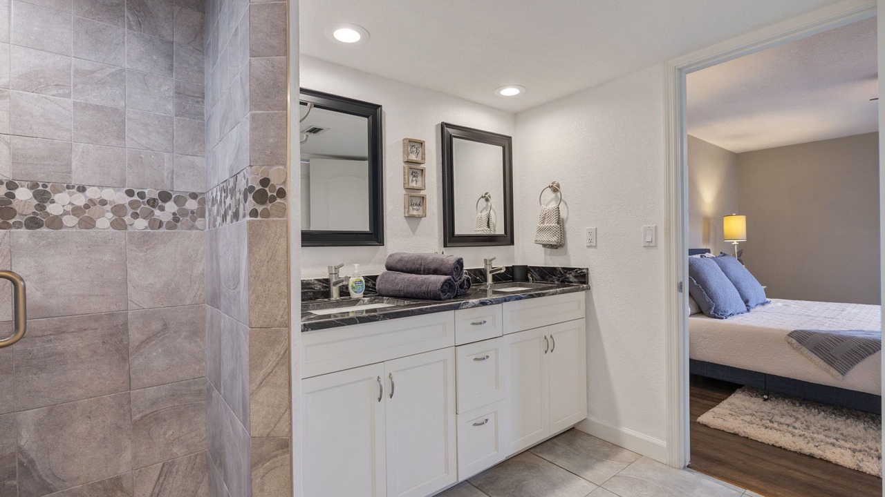 Photo of Bathroom in Largo
