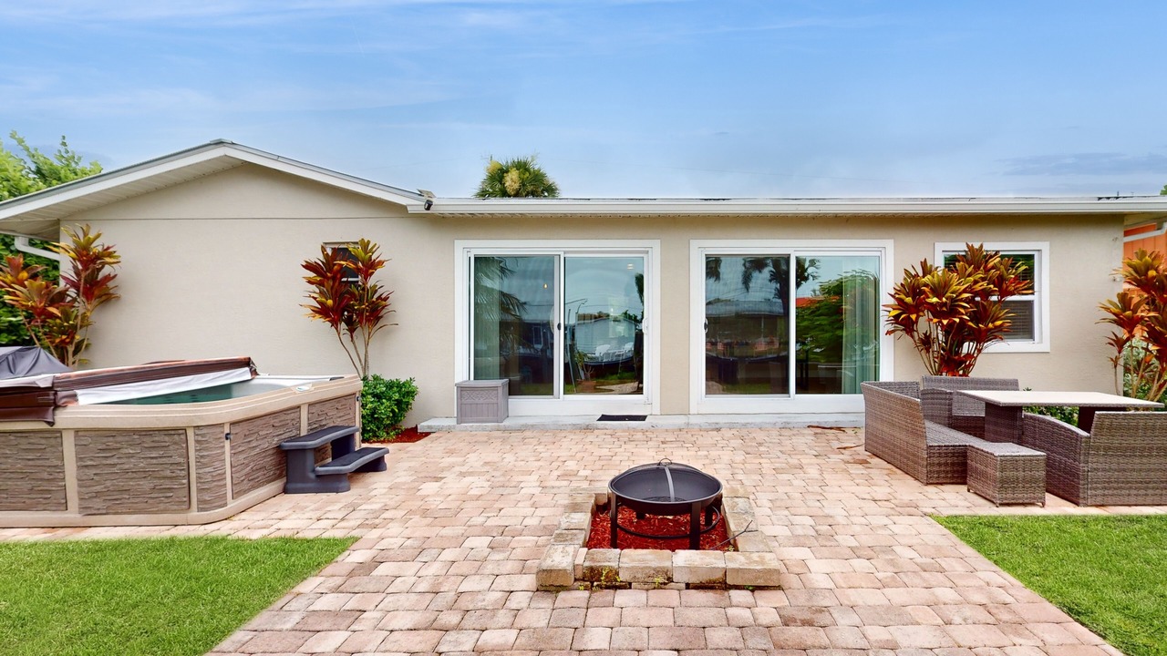 Photo of Patio Balcony in Palm City