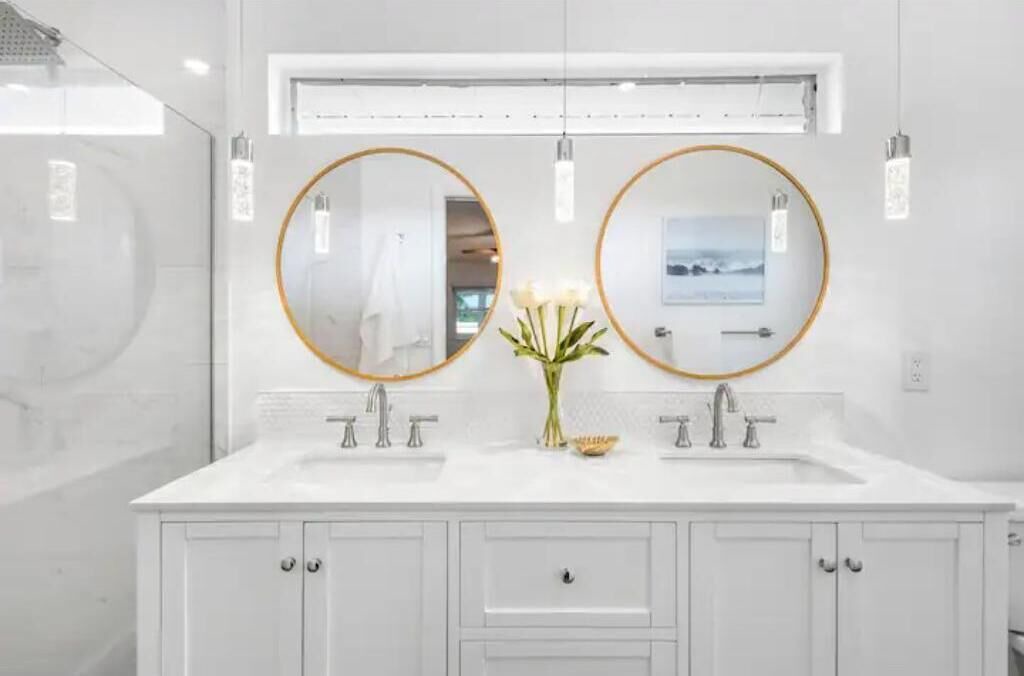 Photo of Bathroom in Venetian Way