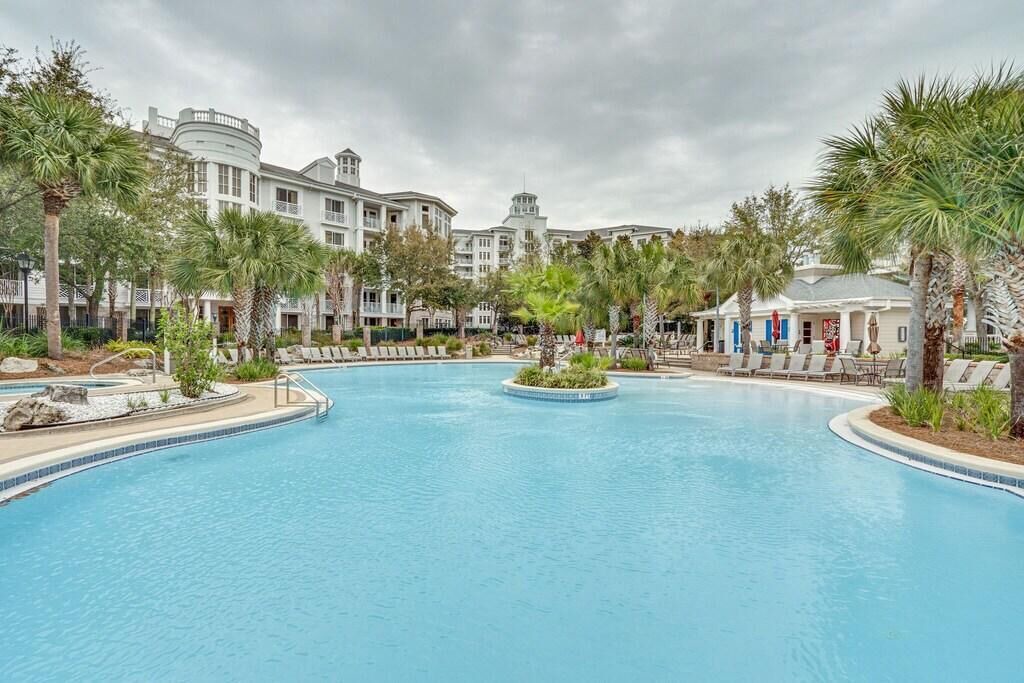 Photo of Outdoor in Baytowne Wharf