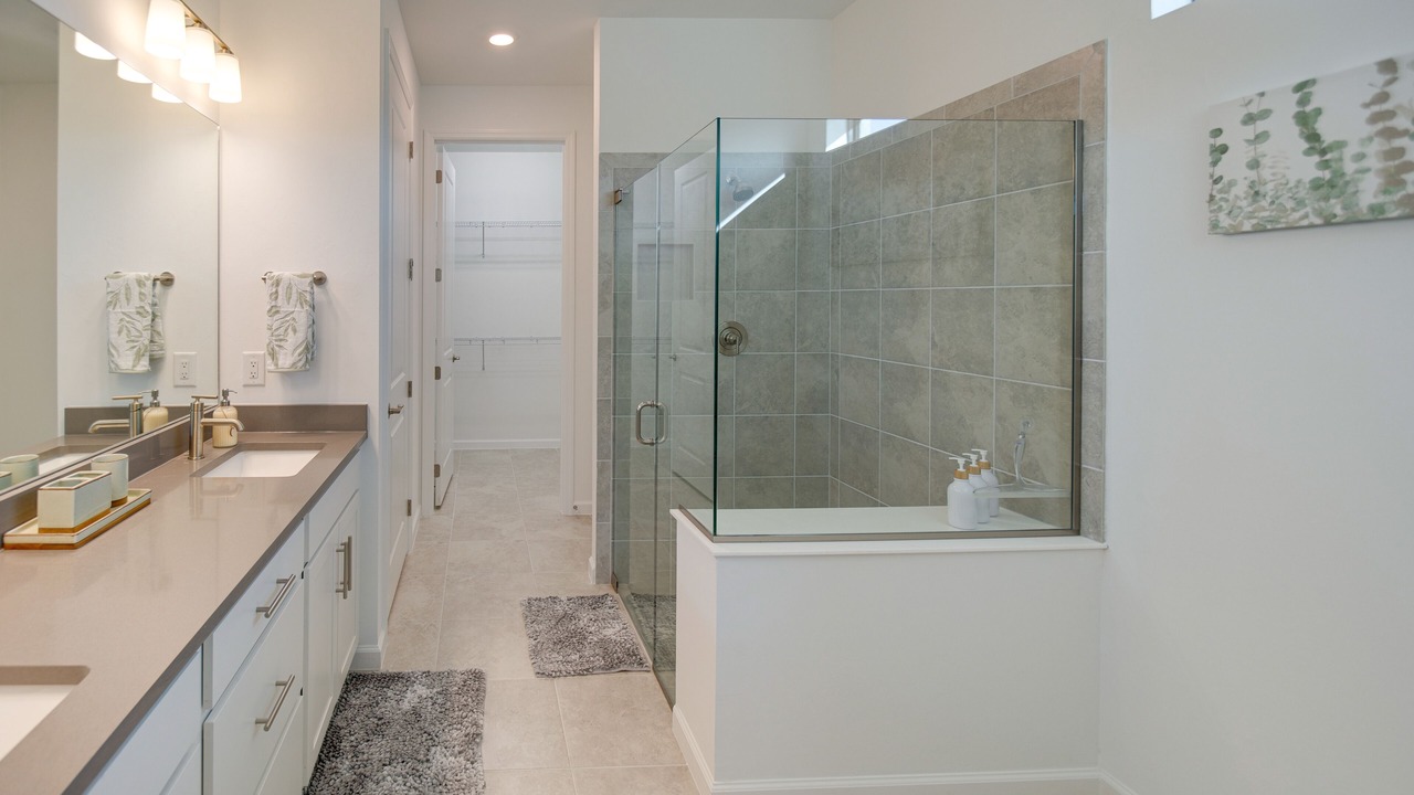 Photo of Bathroom in River Hall