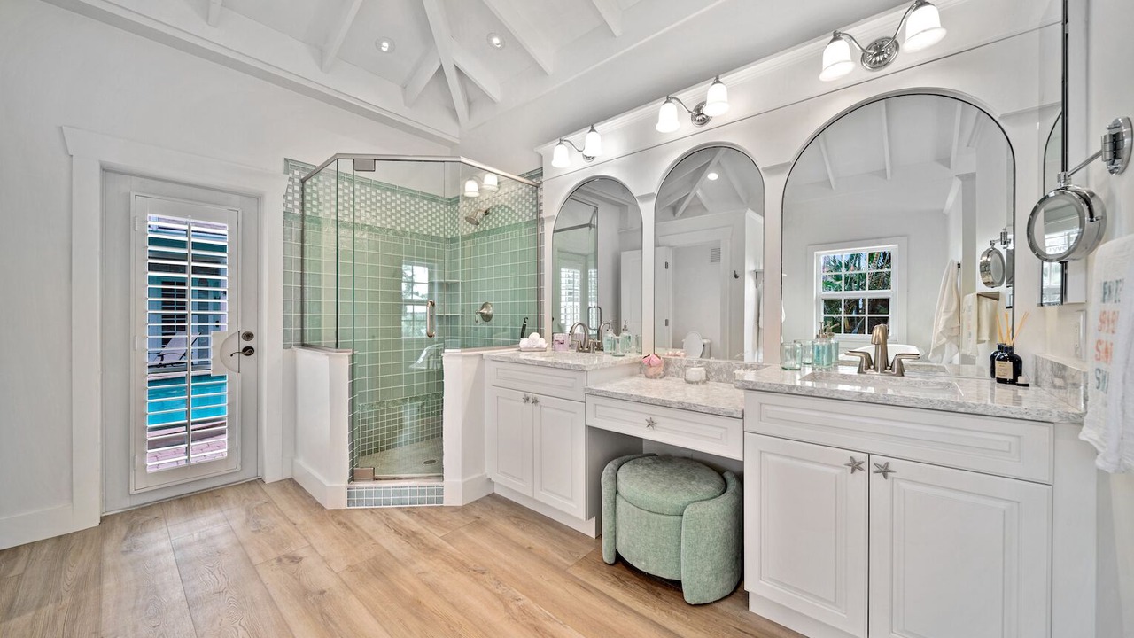 Photo of Bathroom in The Dunes