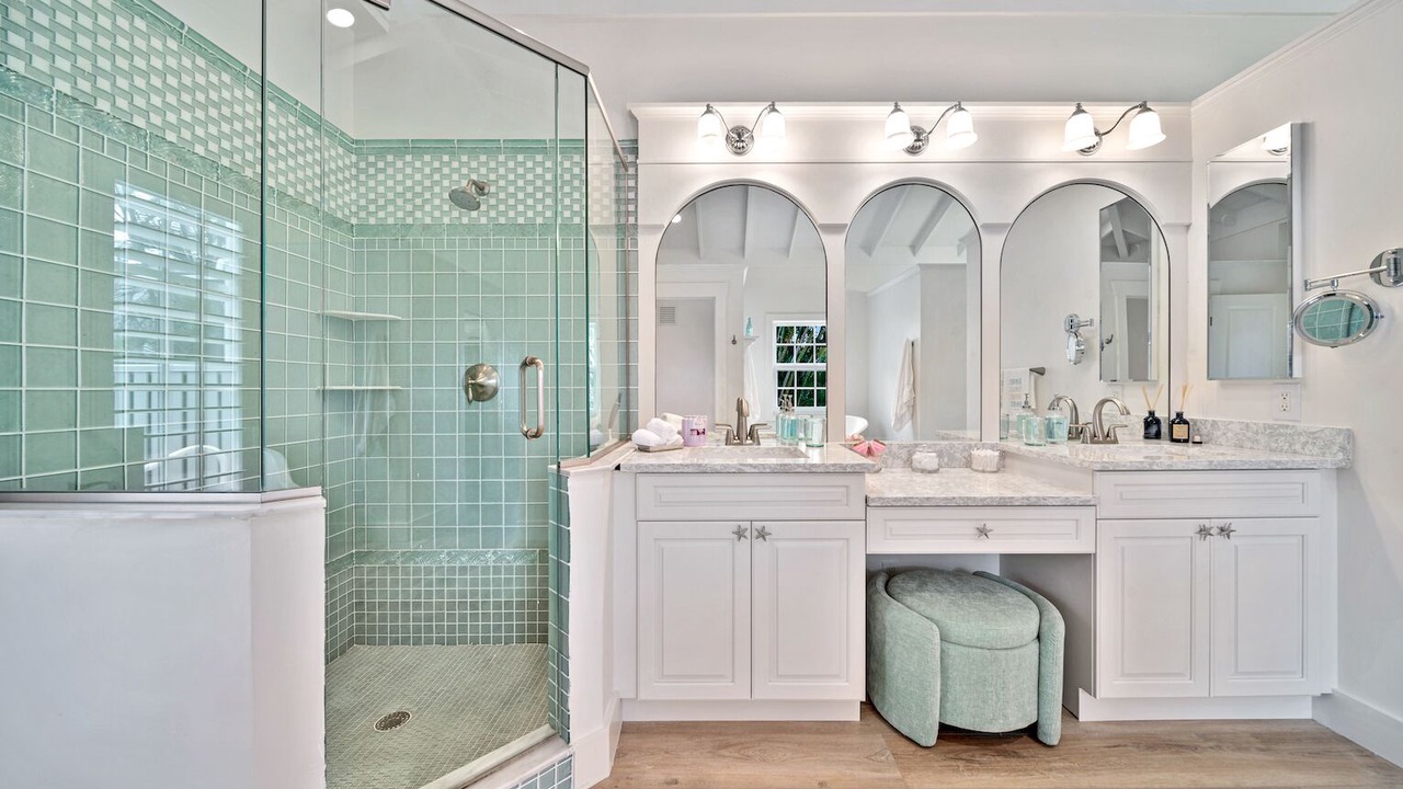 Photo of Bathroom in The Dunes